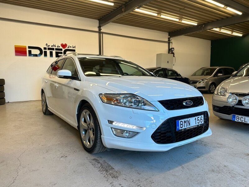 Vit Begagnad 2012 Ford Mondeo Kombi | 119 500 kr (Dyr) - Bild 1/4