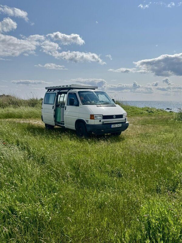 Vit Begagnad 2002 VW T4 Van | 99 000 kr - Bild 1/4