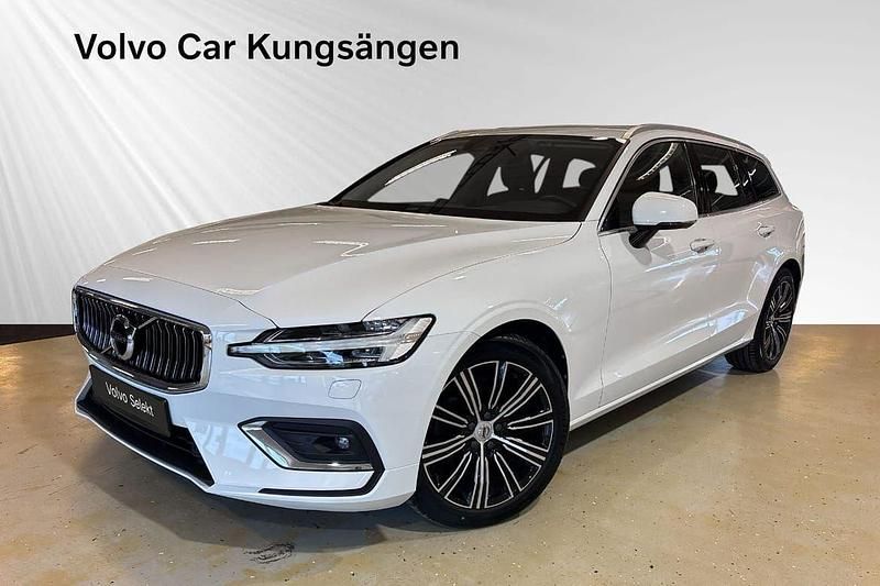 Vit Begagnad 2021 Volvo V60 Inscription Kombi | 359 900 kr (Marknadspris) - Bild 1/3