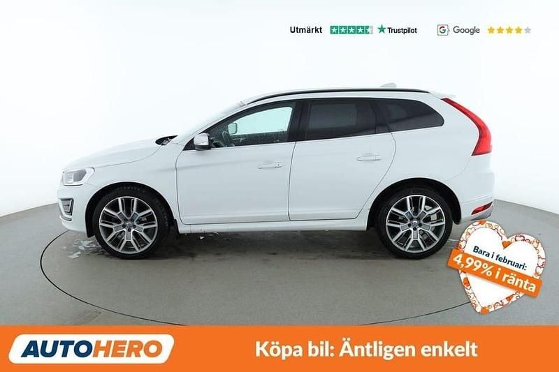 Begagnad Volvo XC60 R-Design 192 HK (141 kW) 2016 Vit SUV