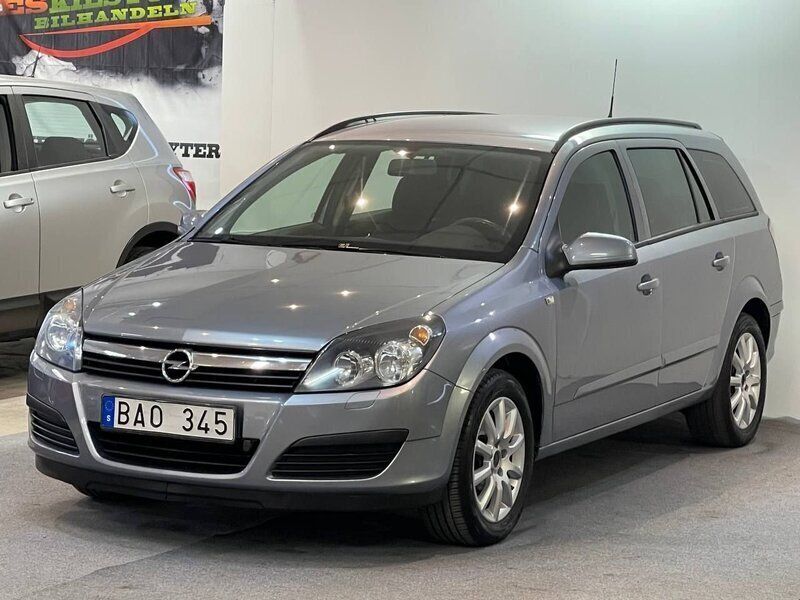 Grå Begagnad 2006 Opel Astra Kombi | 39 900 kr (Lite dyr) - Bild 1/4