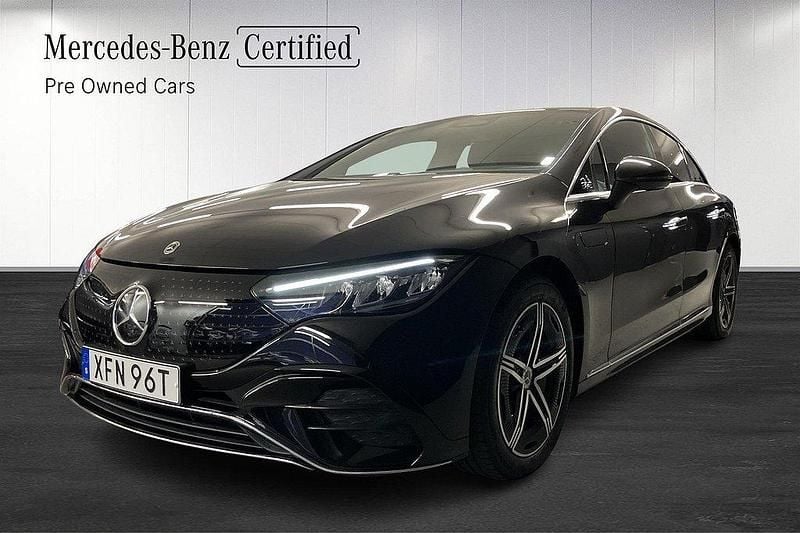 Svart Begagnad 2024 Mercedes EQE350 AMG line Sedan | 614 900 kr (Bra pris) - Bild 1/4