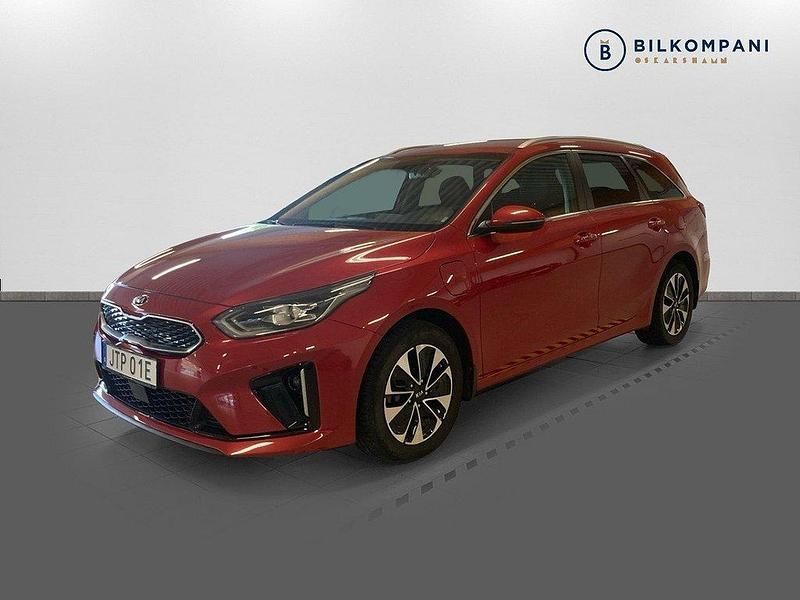 Röd Begagnad 2021 Kia Ceed Sportswagon Kombi | 198 900 kr (Superpris) - Bild 1/4