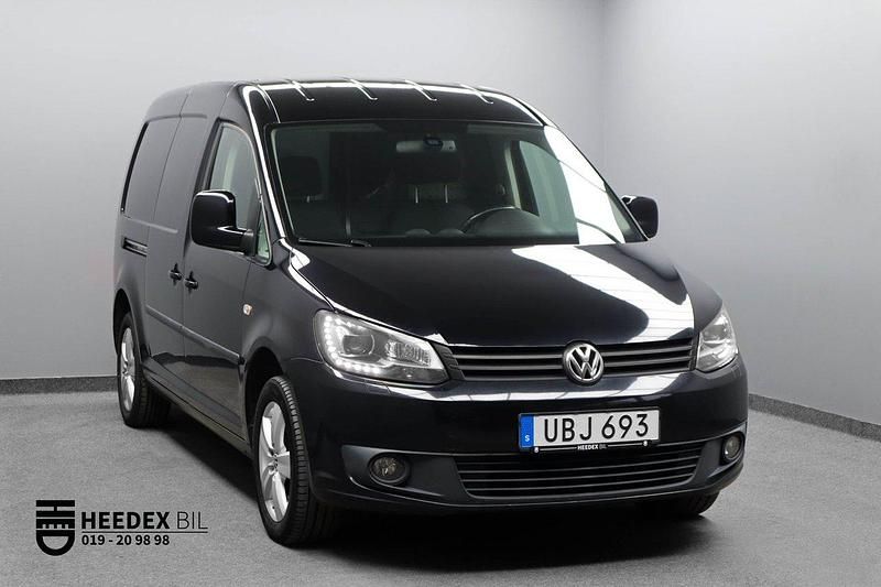 Svart Begagnad 2015 VW Caddy Maxi Minibuss | 114 900 kr (Marknadspris) - Bild 1/4