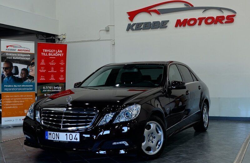 Mörkbrun Begagnad 2009 Mercedes E220 Sedan | 129 900 kr (Marknadspris) - Bild 1/4