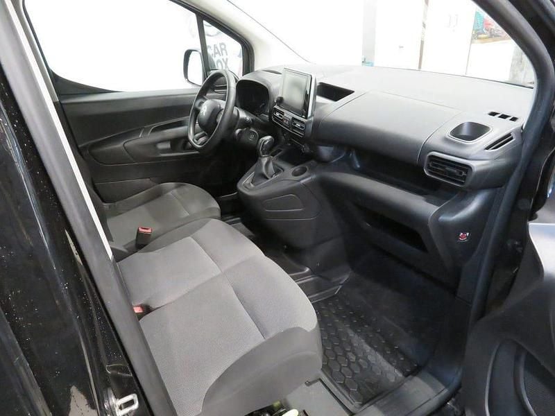 Begagnad Citroën Berlingo 102 HK (75 kW) 2020 Svart Minibuss