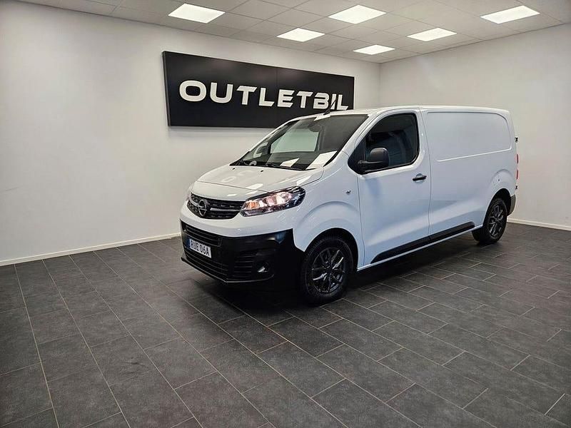 Vit Begagnad 2021 Opel Vivaro Van | 179 000 kr (Superpris) - Bild 1/4