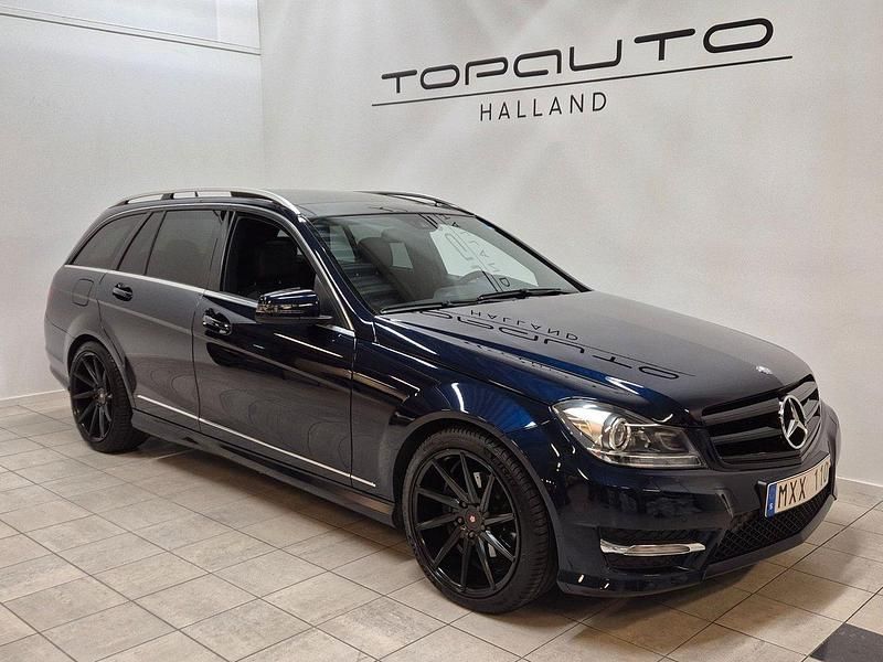 Mörkblå (blå) Begagnad 2013 Mercedes C220 AMG Kombi | 139 800 kr (Lite dyr) - Bild 1/4