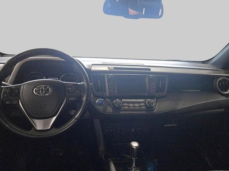 Begagnad Toyota RAV4 Hybrid Edition 200 HK (147 kW) 2018 Röd SUV