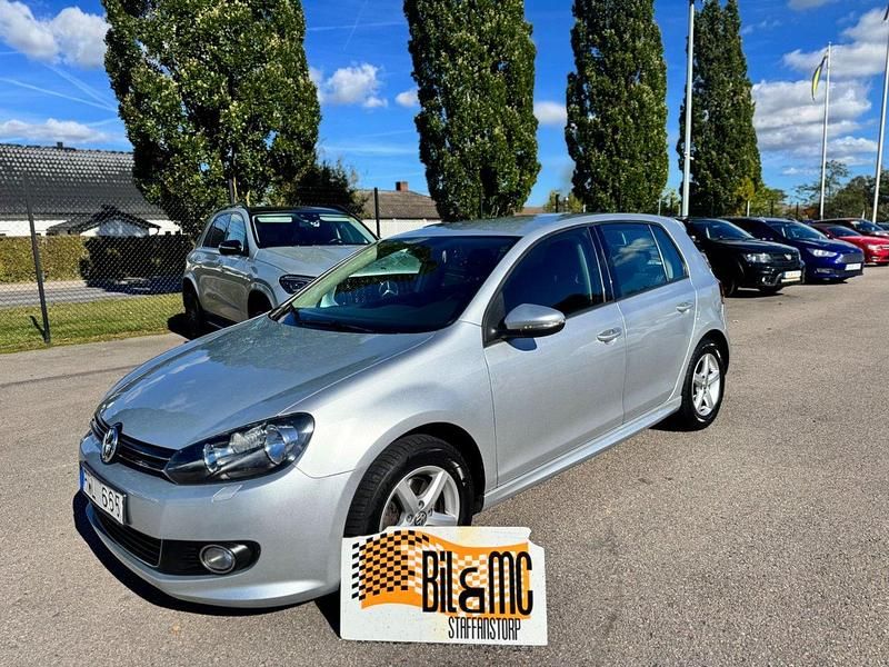 Silver Begagnad 2012 VW Golf VII GT Halvkombi | 96 800 kr (Marknadspris) - Bild 1/4