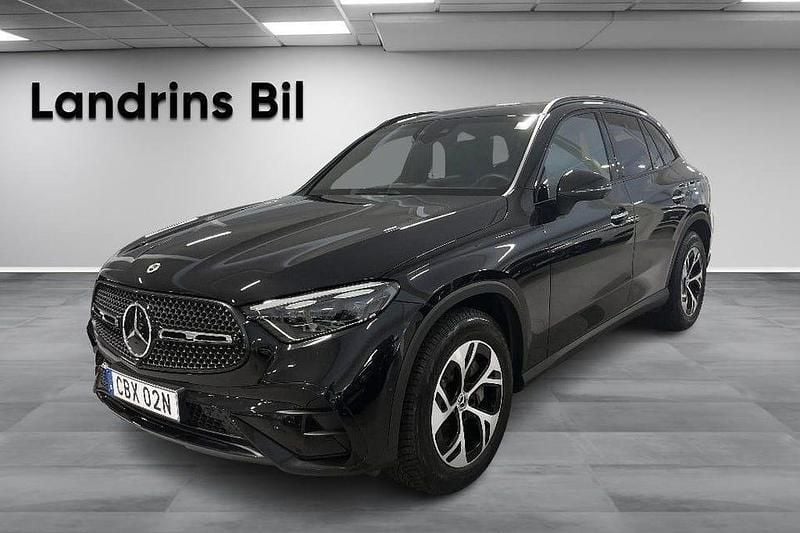 Begagnad Mercedes GLC220 AMG line 197 HK (144 kW) 2025 Svart SUV