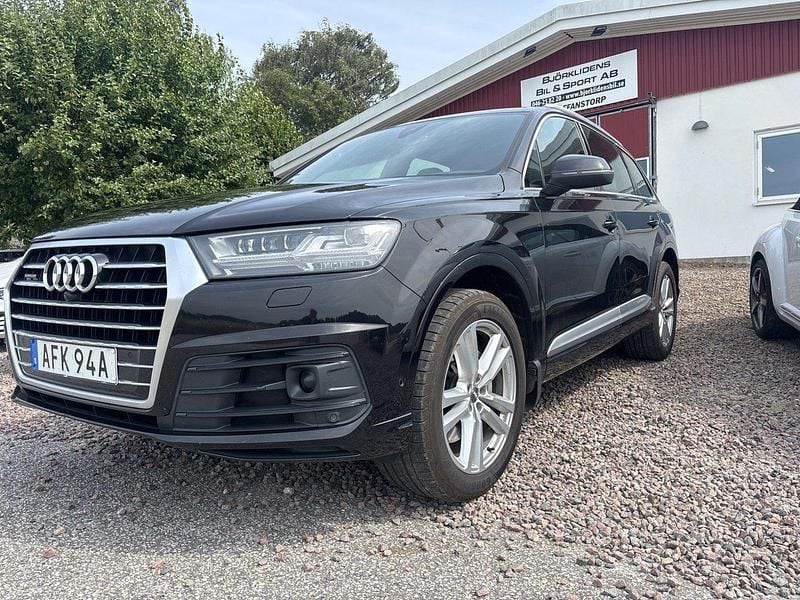Svart Begagnad 2019 Audi Q7 S-Line SUV | 489 000 kr (Marknadspris) - Bild 1/4