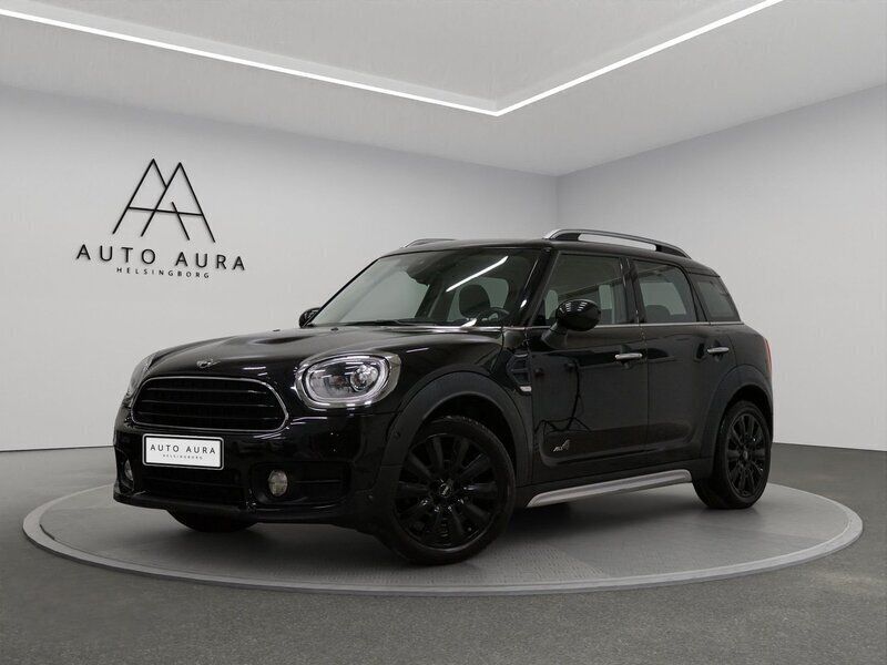 Svart Begagnad 2017 Mini Cooper Countryman Chili SUV | 189 900 kr (Marknadspris) - Bild 1/4