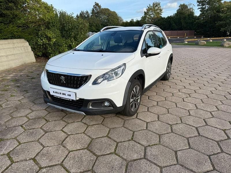 Flerfärgad Begagnad 2017 Peugeot 2008 SUV | 109 500 kr (Lite dyr) - Bild 1/4