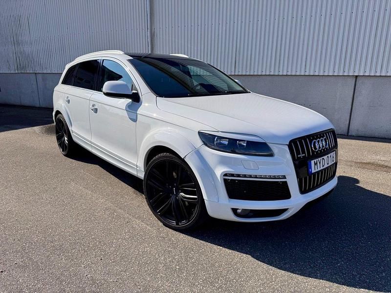 Vit Begagnad 2012 Audi Q7 Design SUV | 164 900 kr (Dyr) - Bild 1/4
