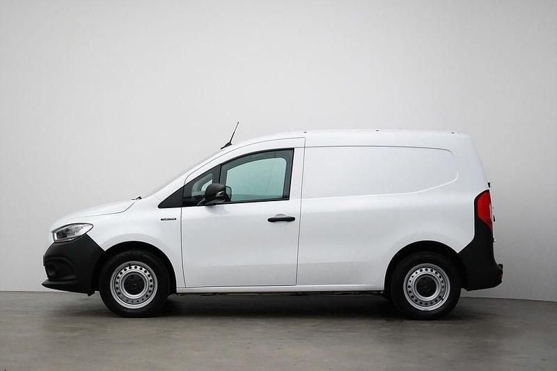 Begagnad Mercedes eCitan 89 kW (122 HK) 2024 Vit Van