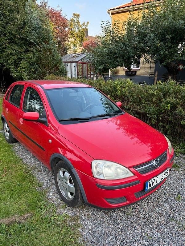 Begagnad 2005 Opel Corsa Halvkombi | 18 000 kr (Bra pris) - Bild 1/4