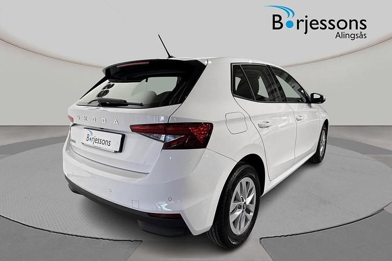 Ny Skoda Fabia Selection 116 HK (85 kW) 2025 Vit Halvkombi