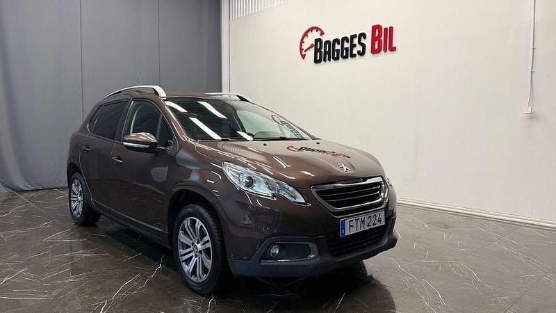 Brun Begagnad 2015 Peugeot 2008 SUV | 72 900 kr (Bra pris) - Bild 1/4