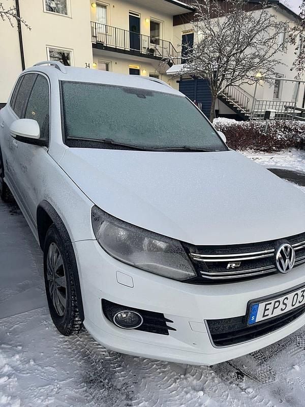 Begagnad 2015 VW Tiguan SUV | 109 500 kr (Marknadspris) - Bild 1/4