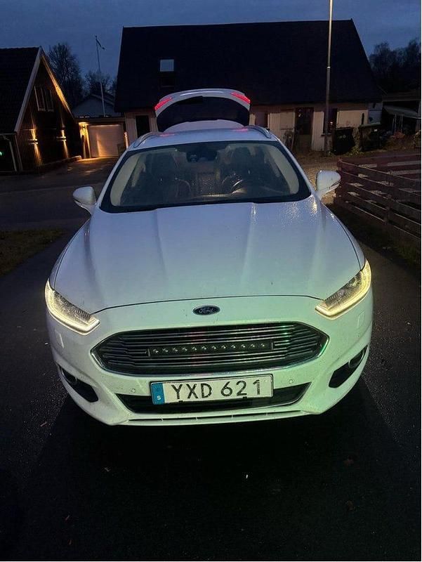 Begagnad 2018 Ford Mondeo Titanium Kombi | 94 999 kr (Superpris) - Bild 1/4
