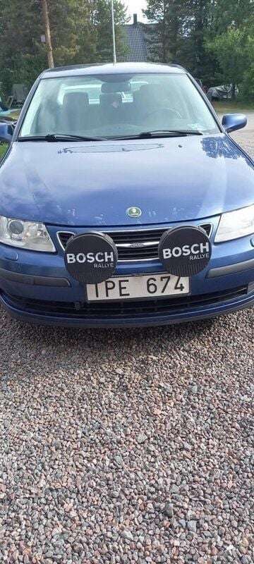 Blå Begagnad 2003 Saab 9-3 Linear Sedan | 12 000 kr - Bild 1/1