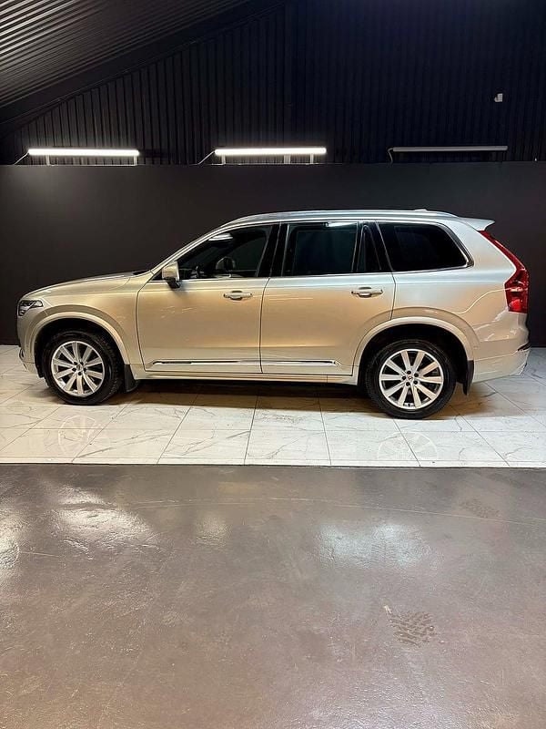 Begagnad Volvo XC90 Inscription 224 HK (164 kW) 2015 Ljusbrun SUV