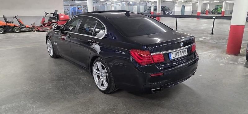 Begagnad BMW 740L M Sport 306 HK (225 kW) 2010 Carbonsvartmetalic Sedan