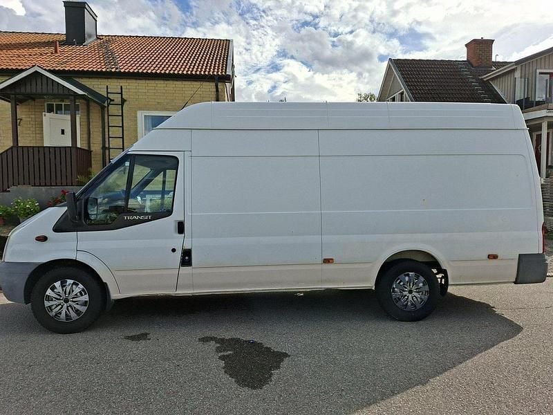 Vit Begagnad 2011 Ford Transit | 75 000 kr (Marknadspris) - Bild 1/4