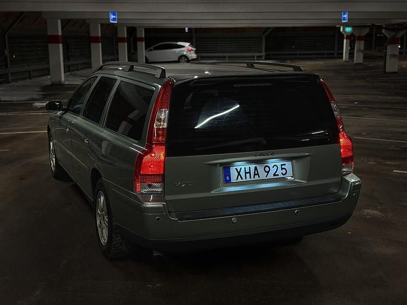 Begagnad Volvo V70 140 HK (102 kW) 2006 Kombi