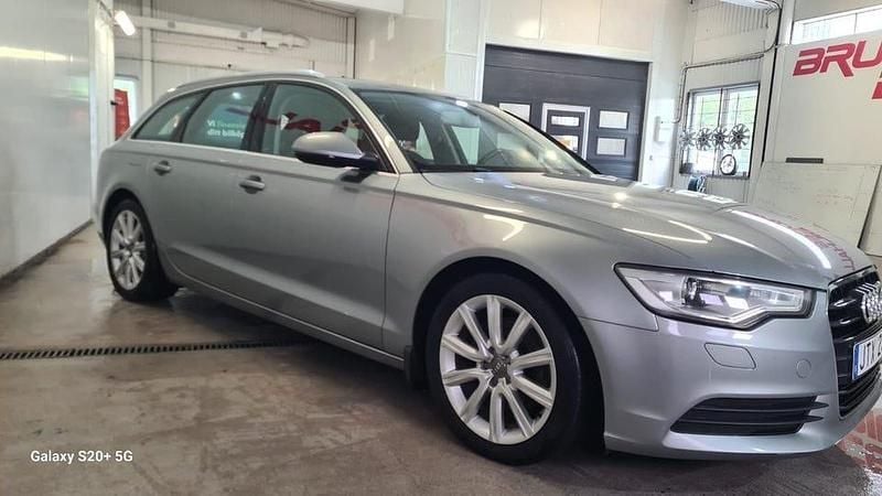 Begagnad Audi A6 177 HK (130 kW) 2012 Grå Kombi