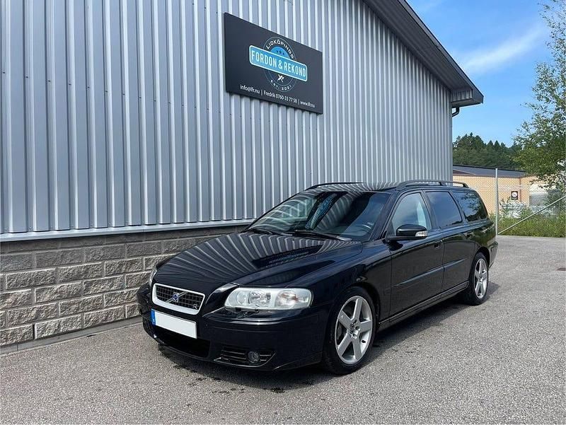 Svart (svartmetallic) Begagnad 2007 Volvo V70 Kombi | 129 000 kr - Bild 1/4