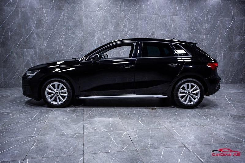 Begagnad Audi A3 Comfort 150 HK (110 kW) 2023 Svart Sedan