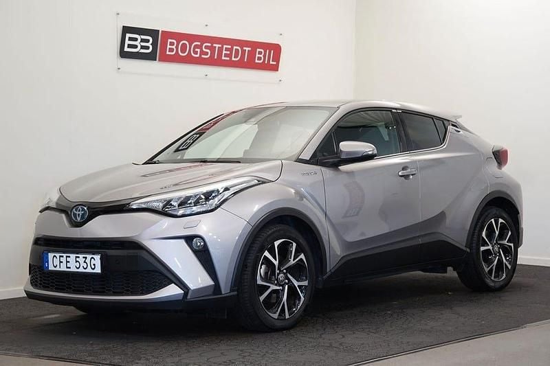 Begagnad Toyota C-HR Edition 184 HK (135 kW) 2021 Mörkgrå (grå metallic) SUV