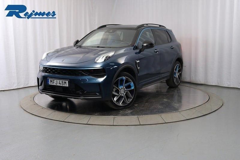 Blå Begagnad 2023 Lynk & Co 01 SUV | 299 800 kr - Bild 1/4