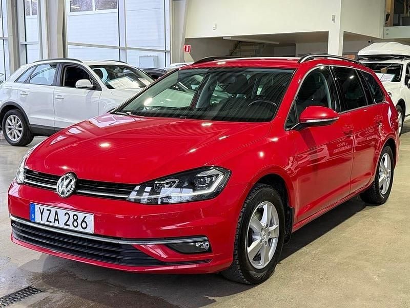 Begagnad VW Golf VII 110 HK (80 kW) 2017 Röd Kombi