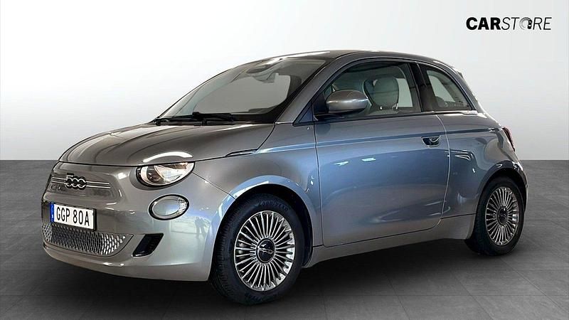 Grå (grey) Begagnad 2022 Fiat 500e Icon Halvkombi | 159 900 kr (Marknadspris) - Bild 1/4