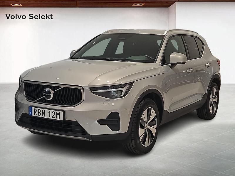 Begagnad Volvo XC40 2025 Silver SUV