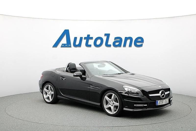 Begagnad Mercedes SLK250 AMG 204 HK (150 kW) 2011 Obsidiansvart metallic Cab