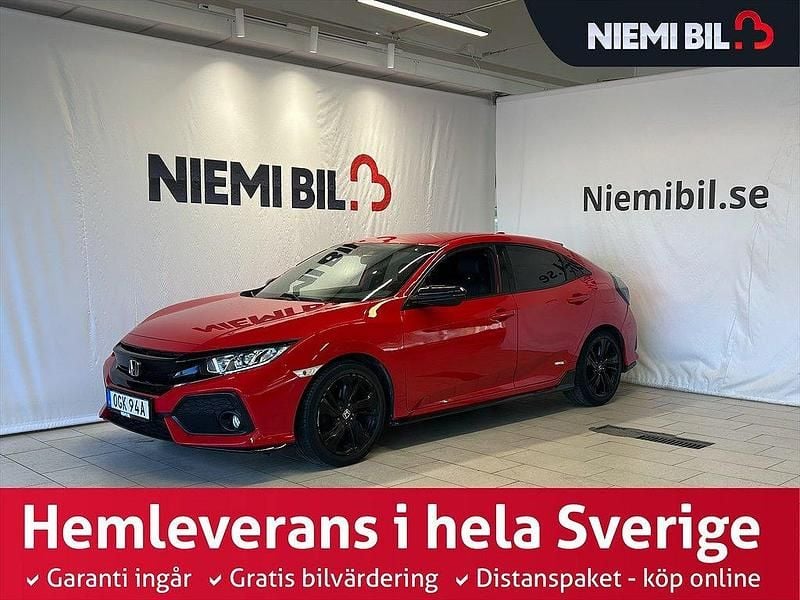 Röd Begagnad 2018 Honda Civic Dynamic Halvkombi | 179 700 kr (Marknadspris) - Bild 1/3