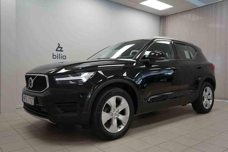 Svart Begagnad 2022 Volvo XC40 SUV | 289 900 kr - Bild 1/1