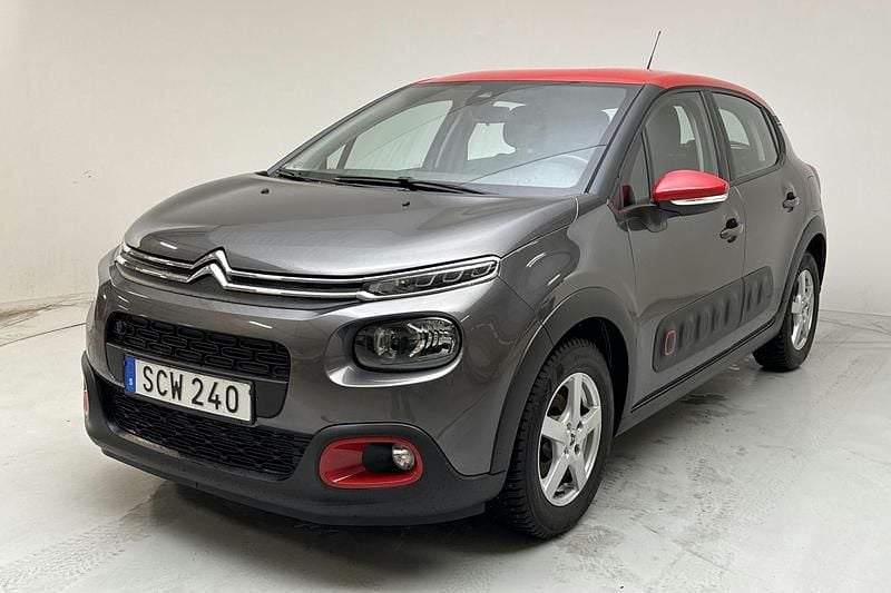 Grå Begagnad 2018 Citroën C3 PureTech | 109 900 kr (Marknadspris) - Bild 1/4