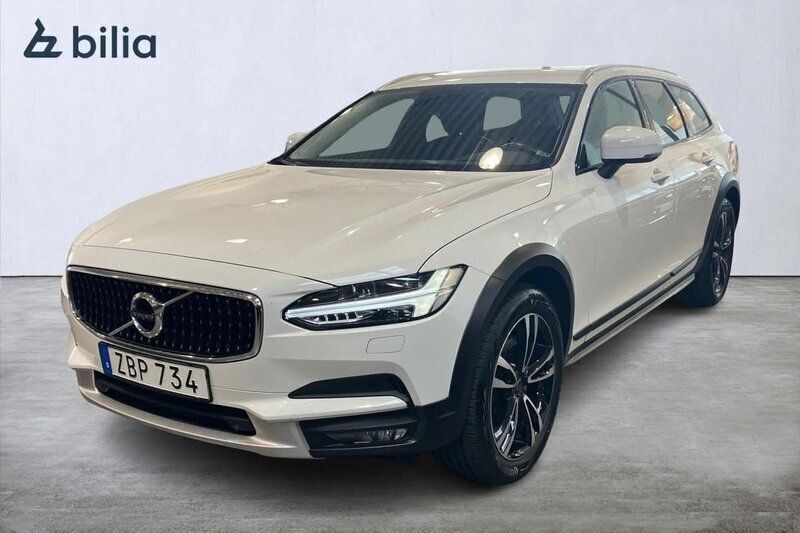 Vit Begagnad 2018 Volvo V90 CC SE Kombi | 299 900 kr (Marknadspris) - Bild 1/3
