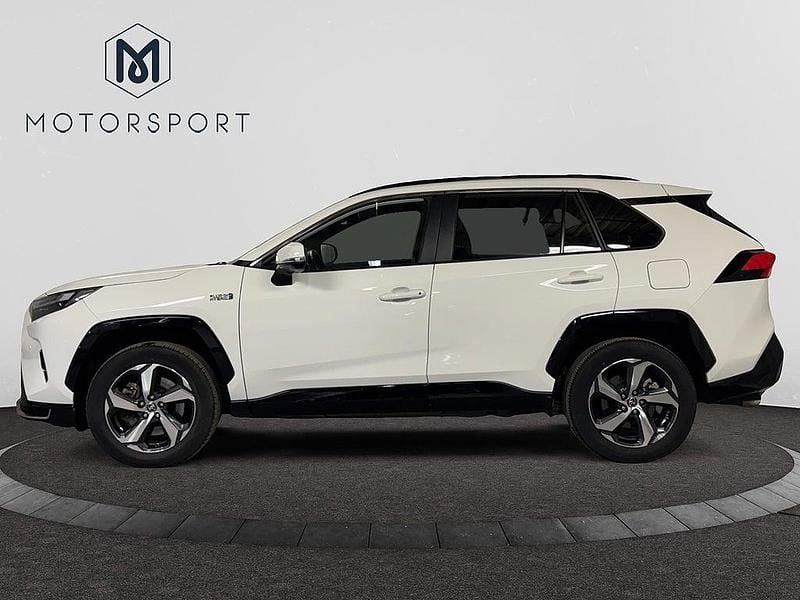 Begagnad Toyota RAV4 Hybrid Edition 185 HK (136 kW) 2023 Vit SUV