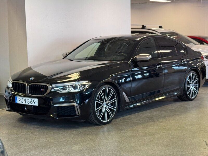 Svart Begagnad 2017 BMW M5 Sedan | 499 900 kr - Bild 1/4