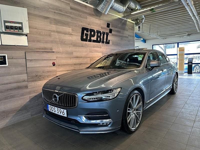 Begagnad Volvo S90 Inscription 235 HK (172 kW) 2016 Ljusblå Sedan