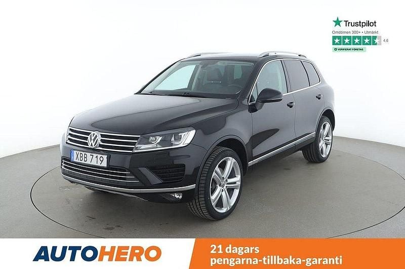 Svart Begagnad 2017 VW Touareg SUV | 299 000 kr - Bild 1/4