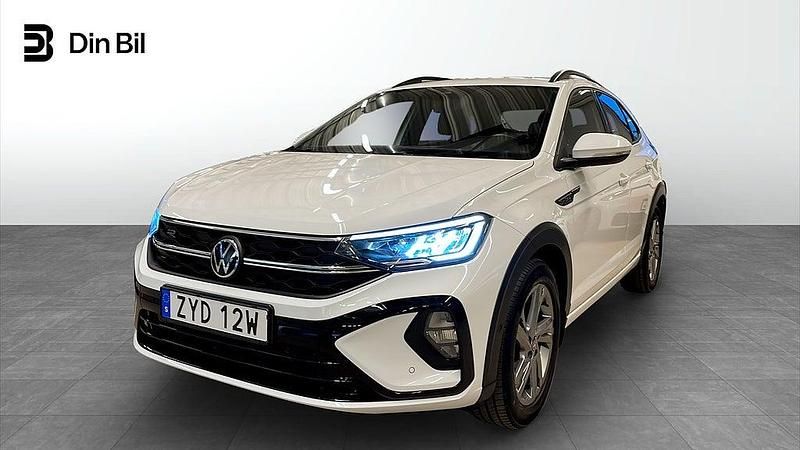 Vit Begagnad 2022 VW Taigo R-line SUV | 234 500 kr (Marknadspris) - Bild 1/4
