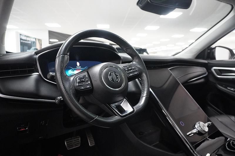 Begagnad MG Marvel R Luxury 132 kW (180 HK) 2022 Pebble black SUV