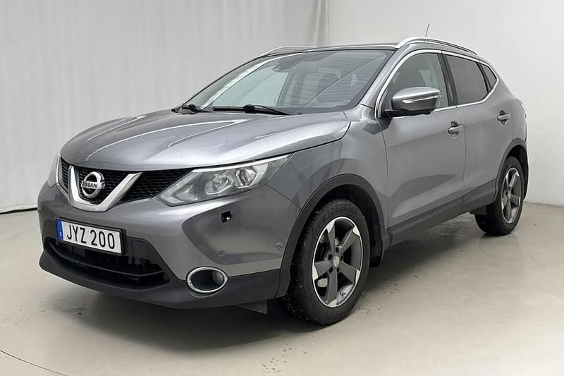 Grå Begagnad 2014 Nissan Qashqai 360º SUV | 80 000 kr (Marknadspris) - Bild 1/4